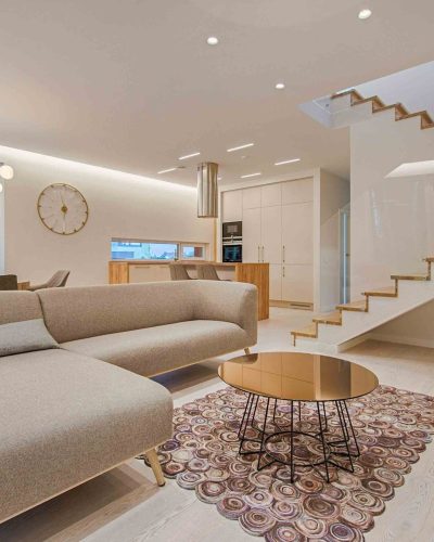 pexels-fotoaibe-1571460